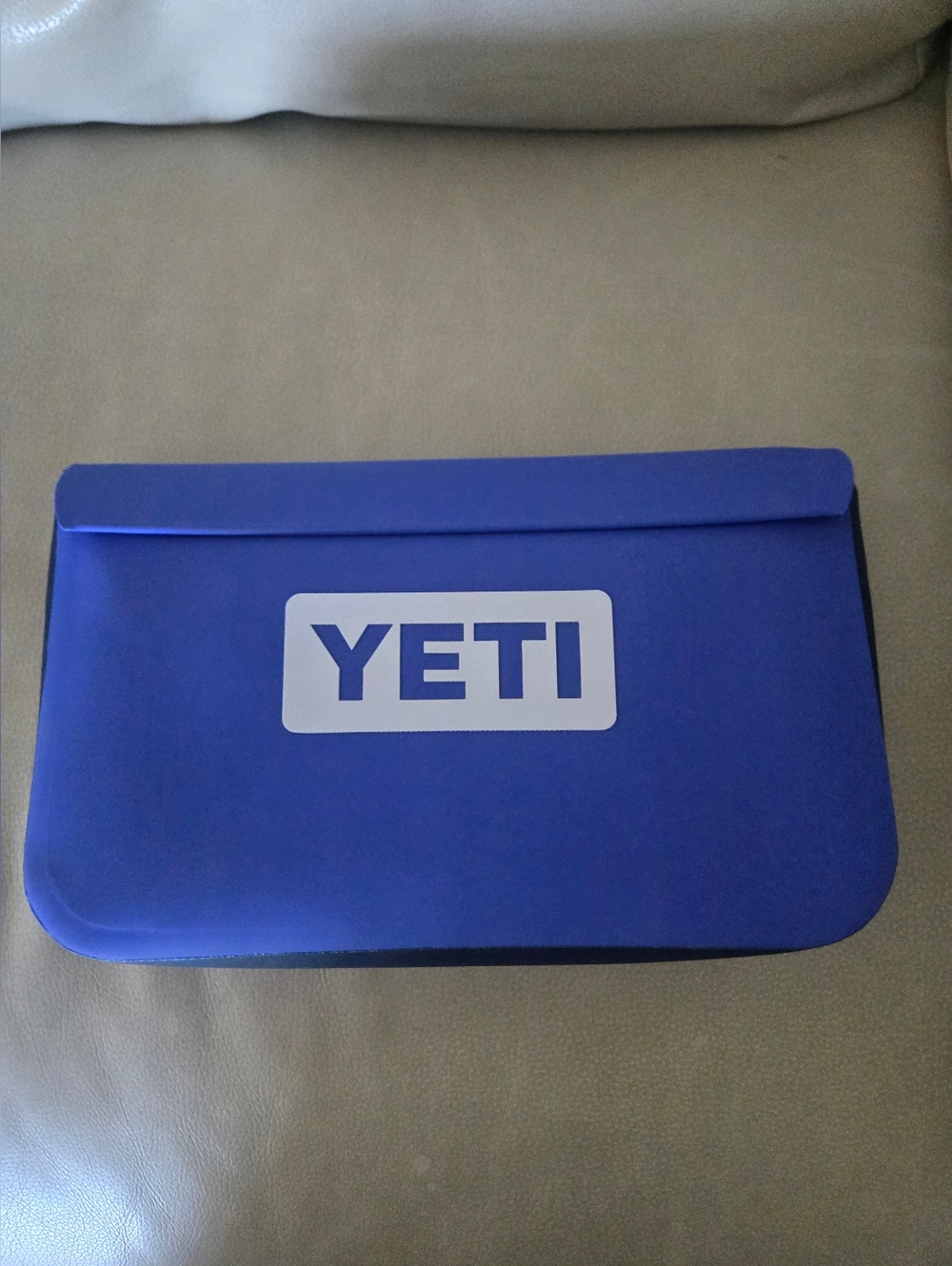 YETI Sidekick 3L In Ultra Marine Violet Color.
